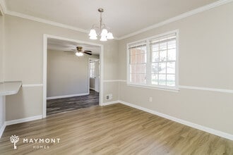 2104 Hillbeck Dr in Columbia, SC - Foto de edificio - Building Photo