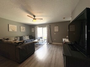 310 Freedom's Ring Dr in Winter Springs, FL - Building Photo - Building Photo