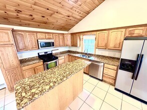 5 S Shore Rd in Glenburn, ME - Building Photo - Building Photo