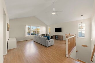 2513 Dickens Dr in Aurora, IL - Foto de edificio - Building Photo