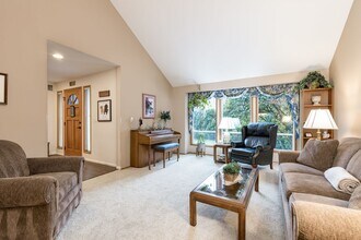 11504 SE 323rd Pl in Auburn, WA - Building Photo - Building Photo