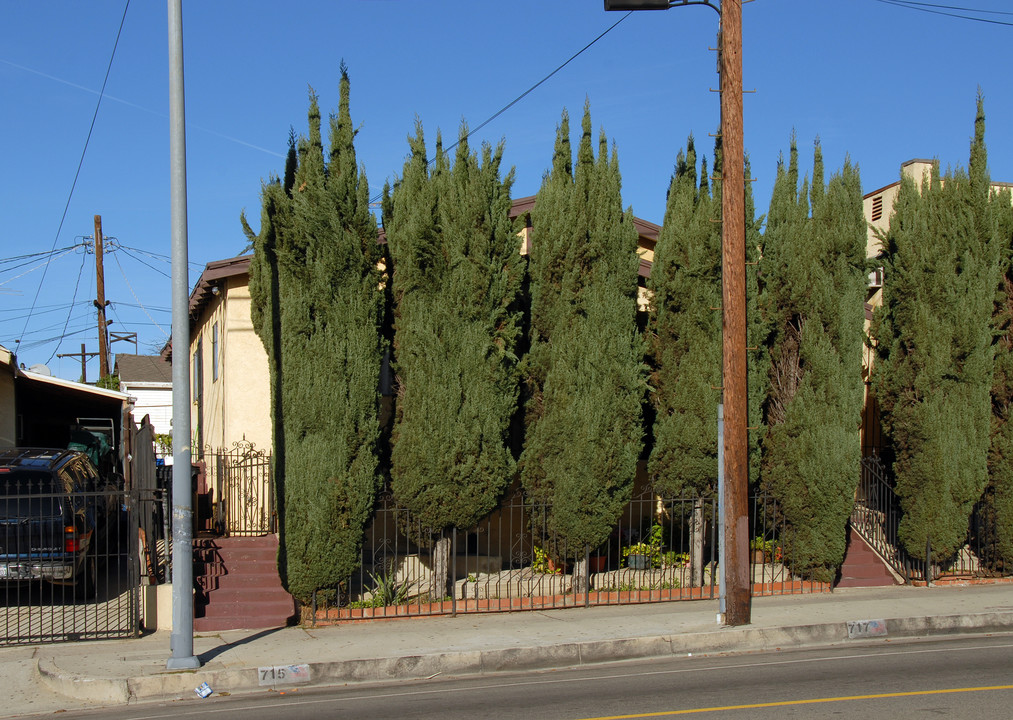 715 Evergreen Ave in Los Angeles, CA - Building Photo