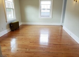 821 Bloomfield Ave in Montclair, NJ - Building Photo - Building Photo