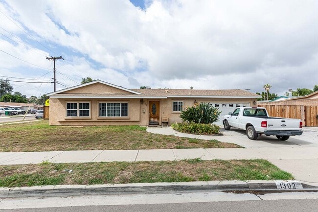 1302 Elkelton Blvd in Spring Valley, CA - Building Photo - Building Photo