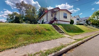 262 Superior St in Mansfield, OH - Building Photo