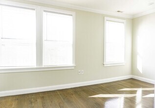 33 Merriam St, Unit 3 in Somerville, MA - Building Photo - Building Photo