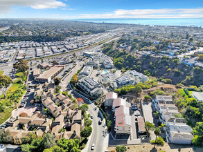 969 Vine st in Oceanside, CA - Building Photo - Building Photo