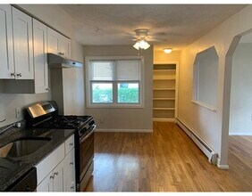 50 Oliver St-Unit -D in Somerville, MA - Building Photo - Building Photo