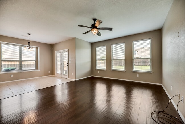 property at 1801 Meadow Trail Ln