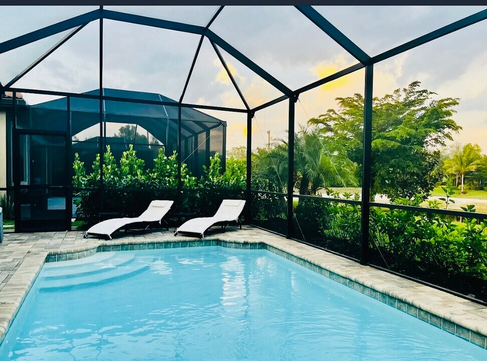 14384 Tuscany Pointe CV in Naples, FL - Building Photo