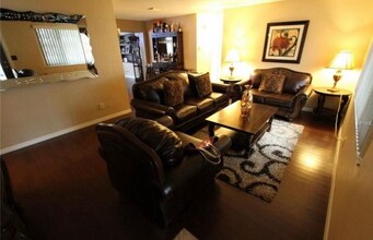 3200 Keene Park Dr in Largo, FL - Building Photo - Building Photo