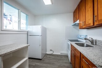 94-200-322 Pupuole St in Waipahu, HI - Building Photo - Building Photo