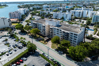 Longwood Towers in Bay Harbor Islands, FL - Building Photo - Building Photo