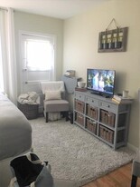 200 Saint Paul St, Unit 9 in Brookline, MA - Building Photo