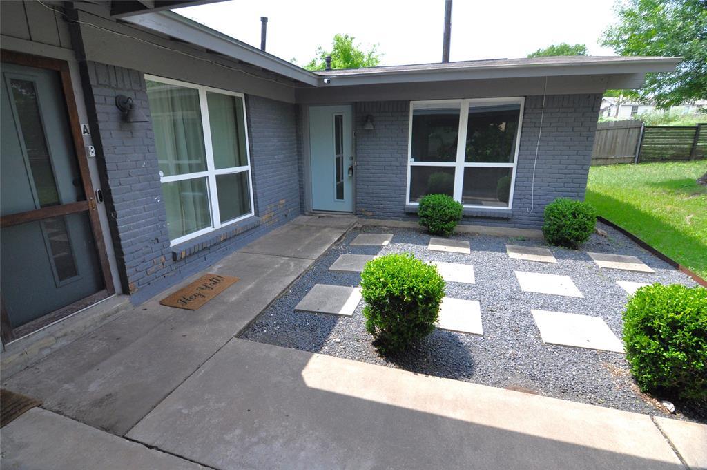 11301 Oakwood Dr in Austin, TX - Building Photo