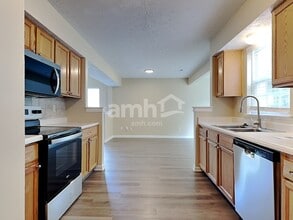 530 Delaware Crossing in Trenton, OH - Building Photo - Building Photo