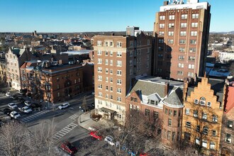399 Henry Johnson Blvd in Albany, NY - Foto de edificio - Building Photo