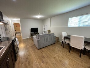 46702 Hudson Rd in Chilliwack, BC - Building Photo - Building Photo