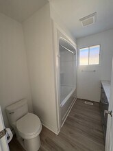 10 Hamilton St in Kawartha Lakes, ON - Building Photo - Building Photo