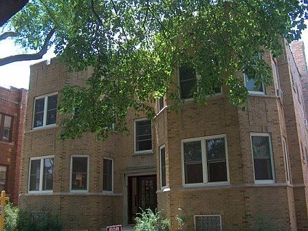 6740 N Campbell Ave in Chicago, IL - Building Photo