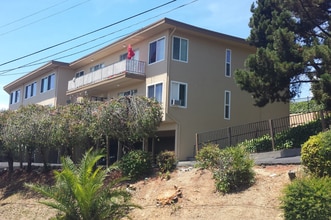 The Mariner Apartments in Vallejo, CA - Building Photo - Building Photo