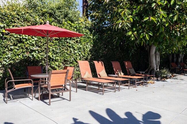 South Olive Apartments in Alhambra, CA - Building Photo - Building Photo
