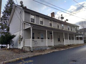 18 Wyandotte Ave in Highland Falls, NY - Building Photo - Building Photo