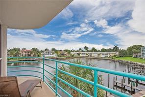 255 Park Shore Dr-Unit -3-332 in Naples, FL - Building Photo - Building Photo