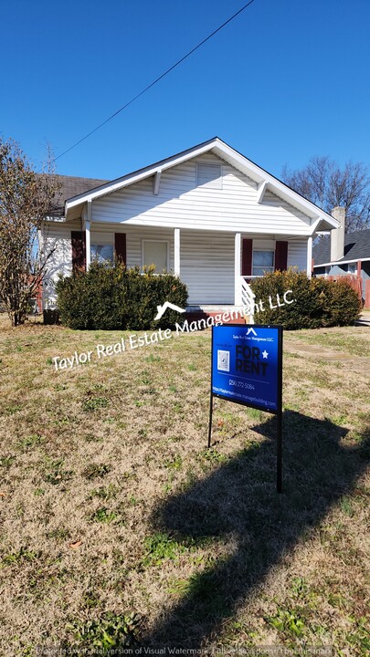 419 E Lelia St in Florence, AL - Building Photo