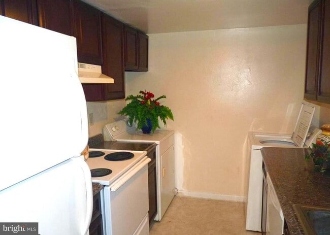 2930 Buell Ct in Dumfries, VA - Building Photo - Building Photo