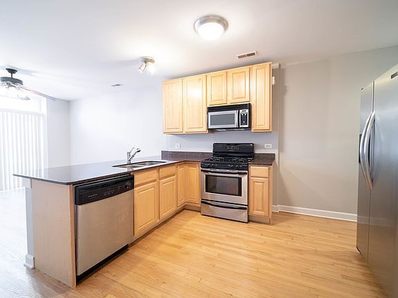 property at 2451 W Arthington St