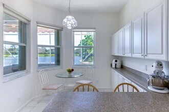 1232 Avondale Ln in West Palm Beach, FL - Building Photo - Building Photo