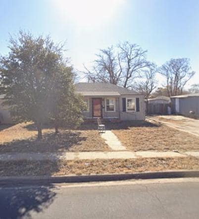 2007 38th St in Lubbock, TX - Building Photo - Building Photo