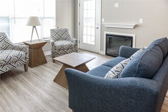 708 New Terrace Ln in Rochester, NY - Building Photo - Building Photo