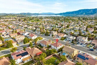 15234 Washington Ave in Lake Elsinore, CA - Building Photo - Building Photo