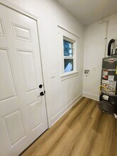 1175 E Broadway in Long Beach, CA - Foto de edificio - Building Photo