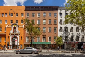 225 W 14th St in New York, NY - Foto de edificio - Building Photo