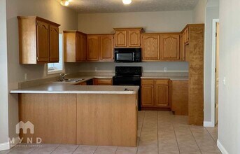 5622 N 11th Ave in Ozark, MO - Building Photo - Building Photo