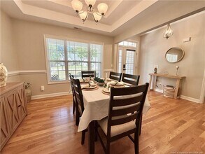 275 Maplewood Dr in Sanford, NC - Building Photo - Building Photo