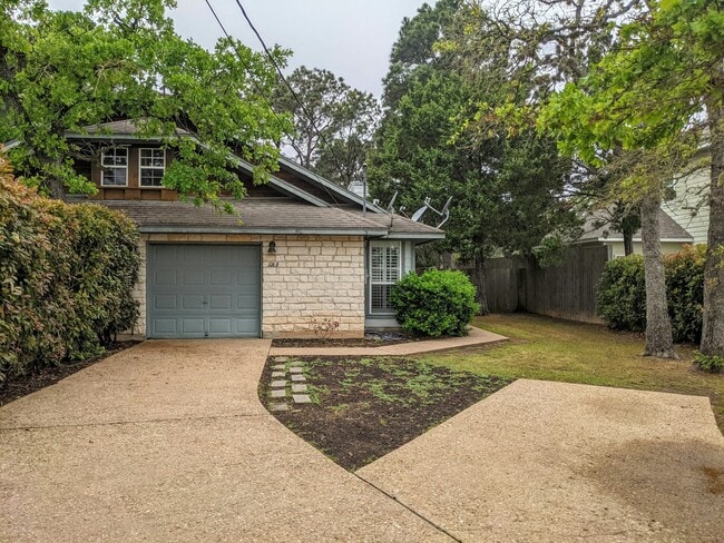 property at 106 Commercial Dr