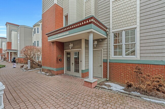 229 The Promenade in Edgewater, NJ - Building Photo - Building Photo