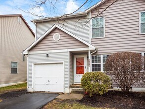 4846-4850 Lady Jane Ave in Hilliard, OH - Building Photo - Building Photo