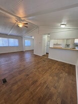 200 Jenkins Rd in Elkhart, TX - Building Photo