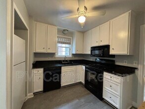 8901 Seneca Ln in Bethesda, MD - Building Photo - Building Photo