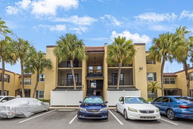5306 Santa Rosa Ct in Tampa, FL - Building Photo - Building Photo