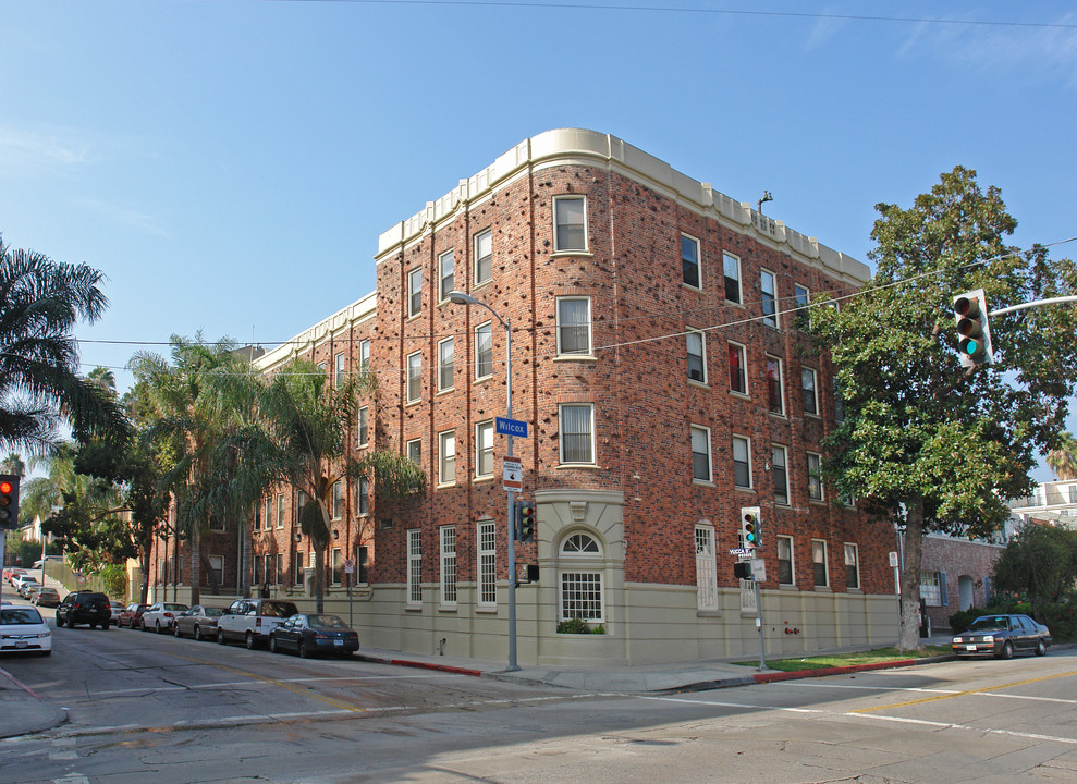 Wilcox Apartments in Los Angeles, CA - Building Photo