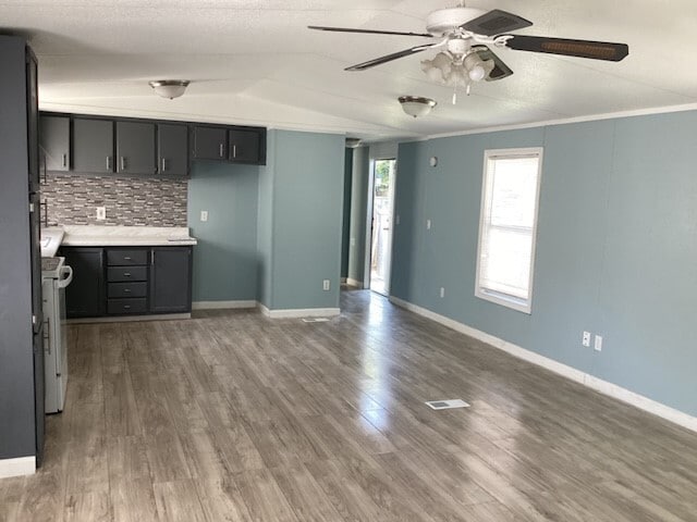 306 W Wallisville Rd in Highlands, TX - Building Photo - Building Photo