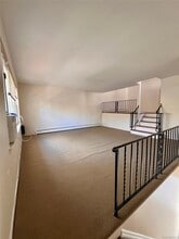 34-16 Brookside St in Queens, NY - Building Photo - Building Photo