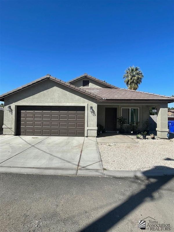 property at 624 S Vaughn Ave