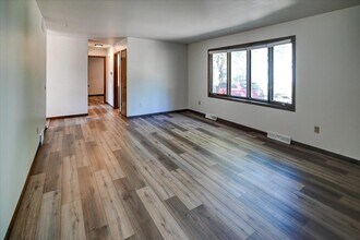 6715 Century Ave in Middleton, WI - Building Photo - Building Photo